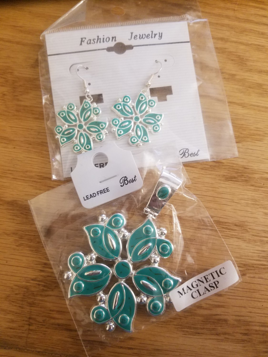 Pendant Set
