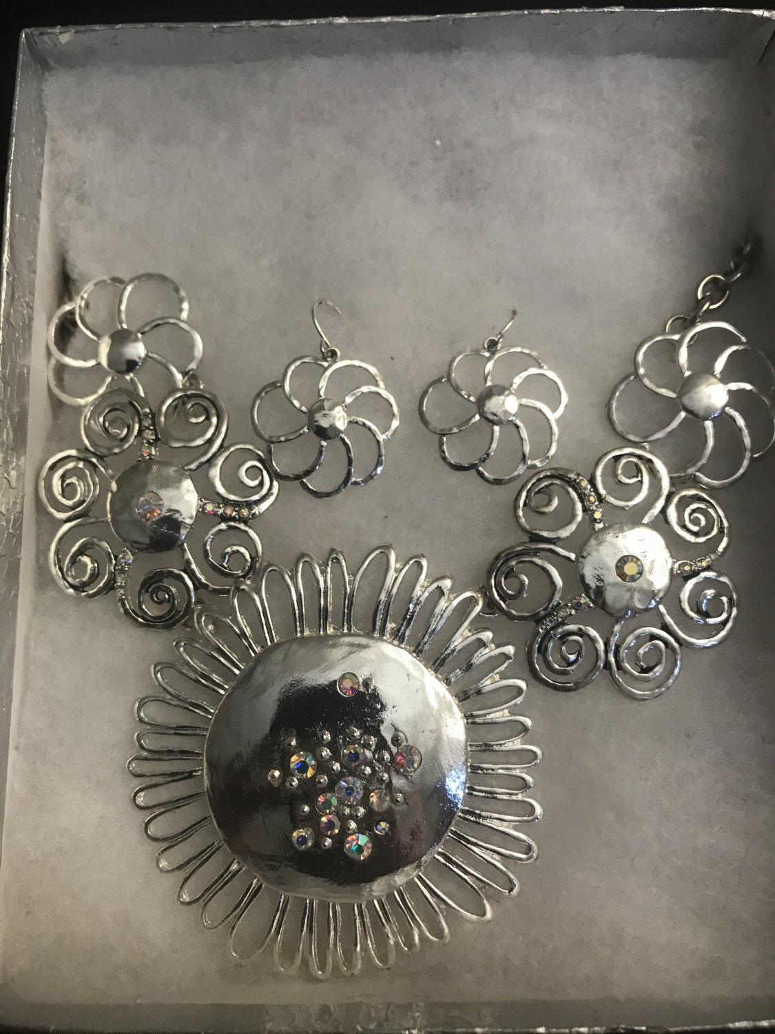 Silver Necklace Set