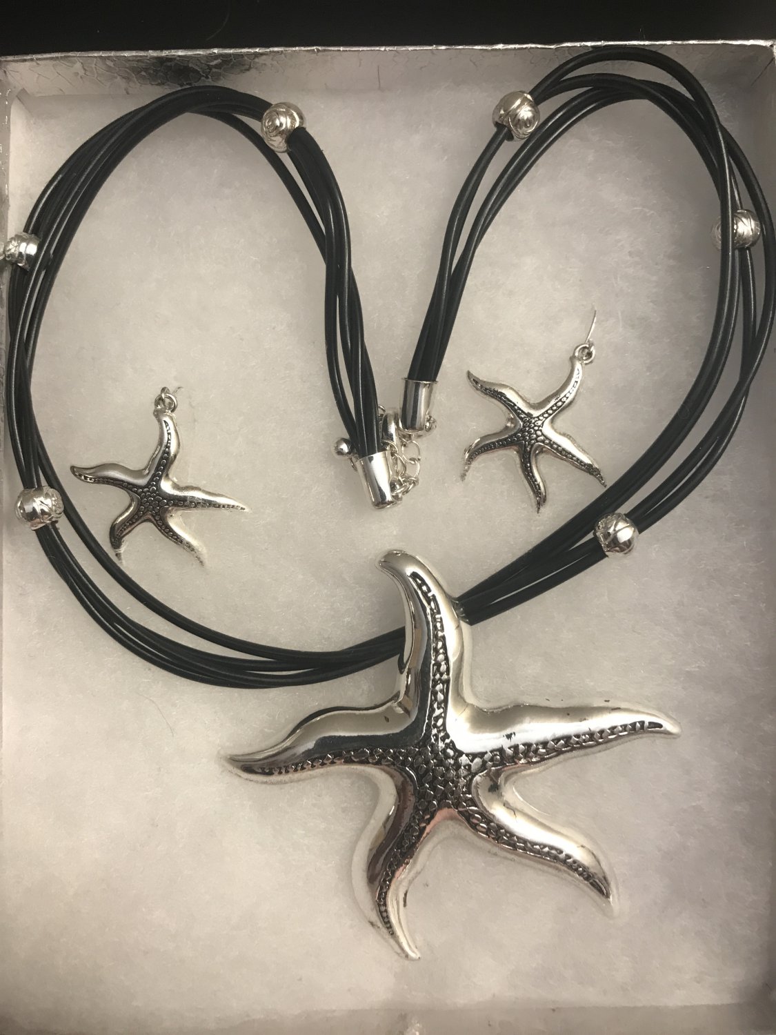 Silver Star Necklace Set