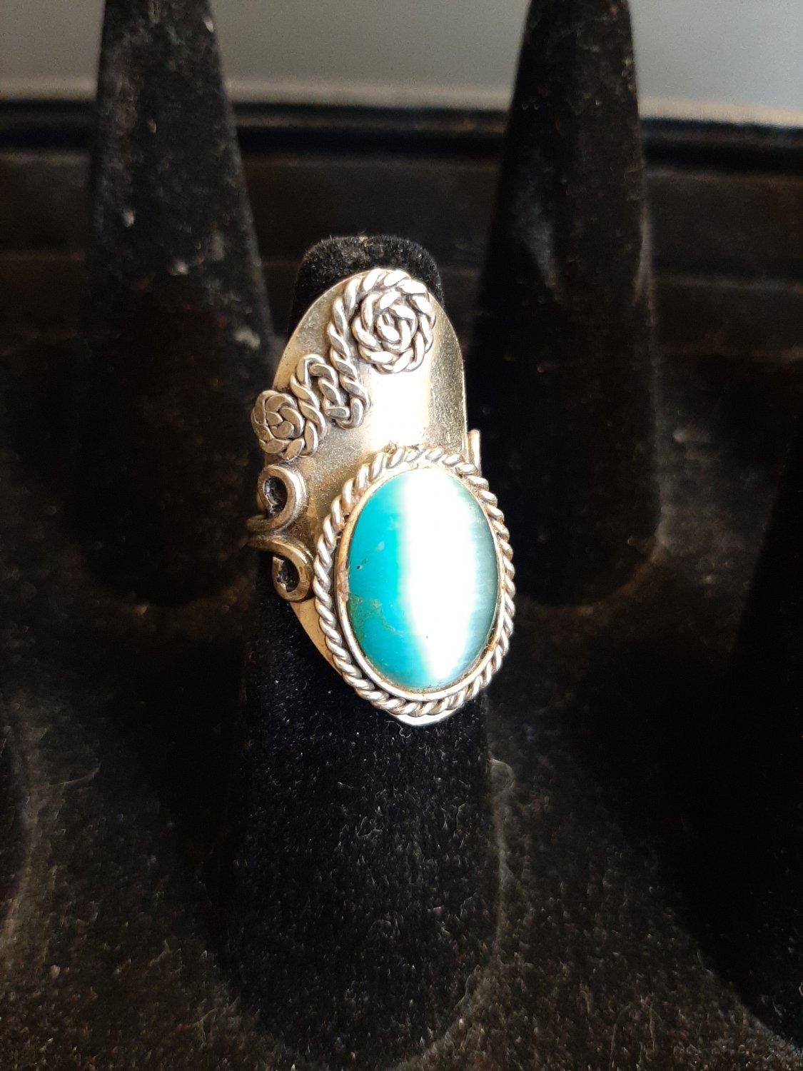 Adjustable Blue Ring