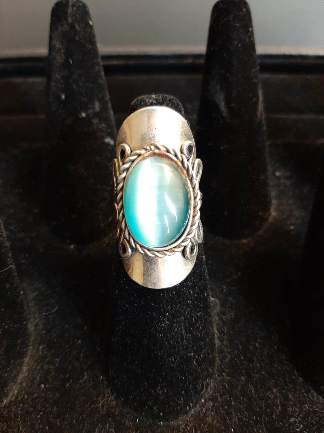 Adjustable Blue Ring