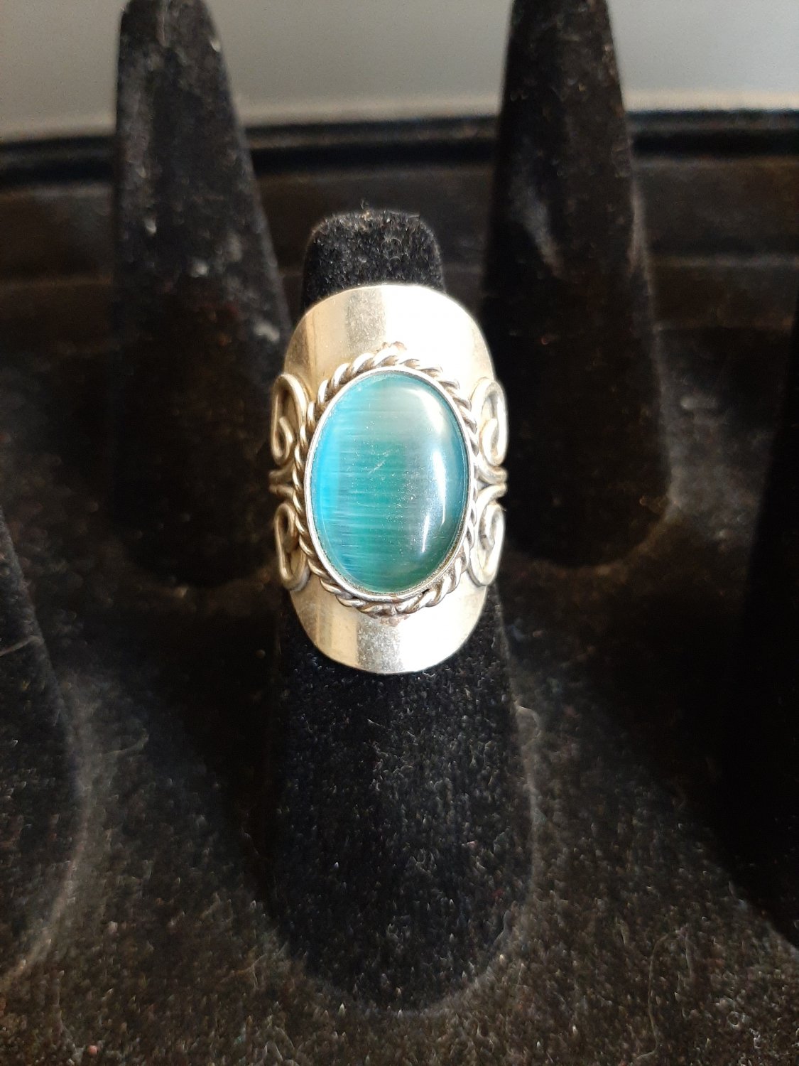 Adjustable Blue Ring