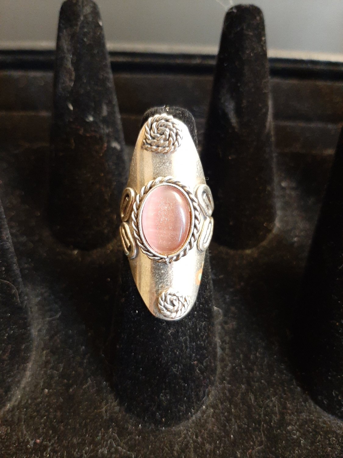Adjustable Pink Ring