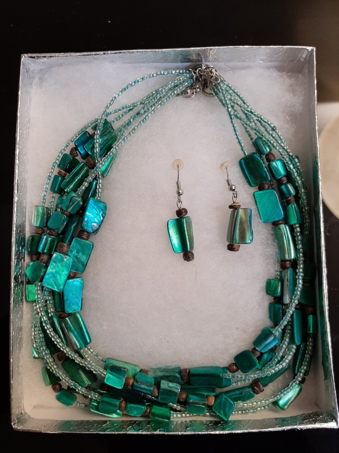 Green Bead Necklace Set