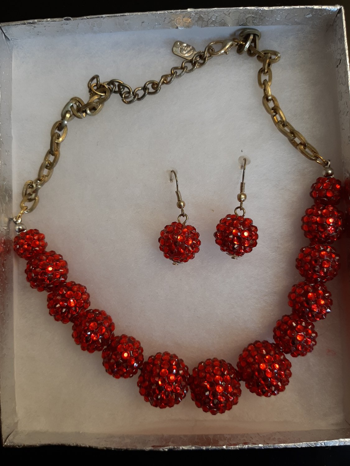 Red Necklace Set