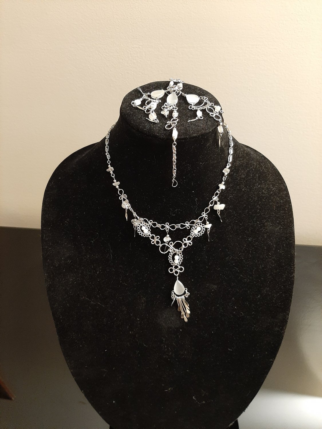 Beautiful Necklace Set