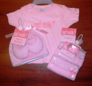 Got Milk Size 3-6 Months Medium Pink Girl Baby T-Shirt 4 Washcloths Cap Booties