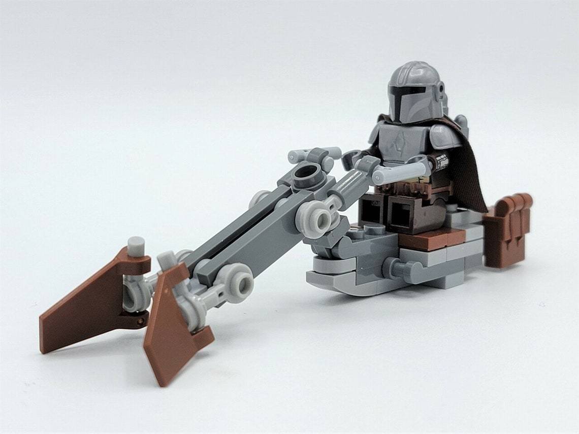 44pcs Star Wars The Mandalorian Zephyr-J Speeder Bike Minifigures Toys