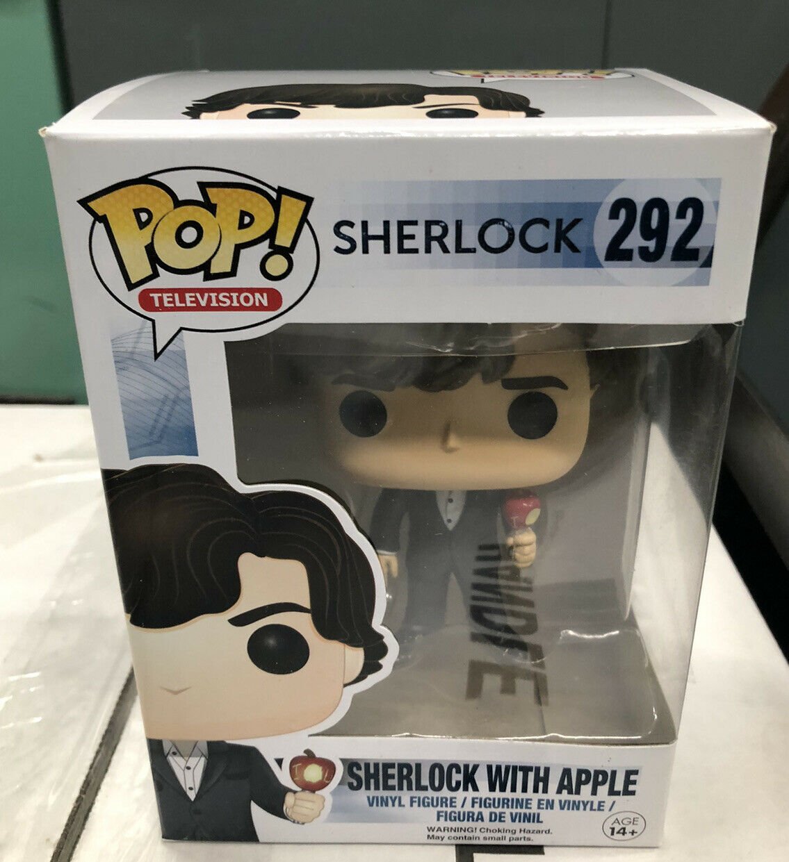 Sherlock Holmes Pop Vinyl Figure Funko Pop Vinyl - Sherlock Holmes with Apple #292 - 2015 B.A.M. Exclusive