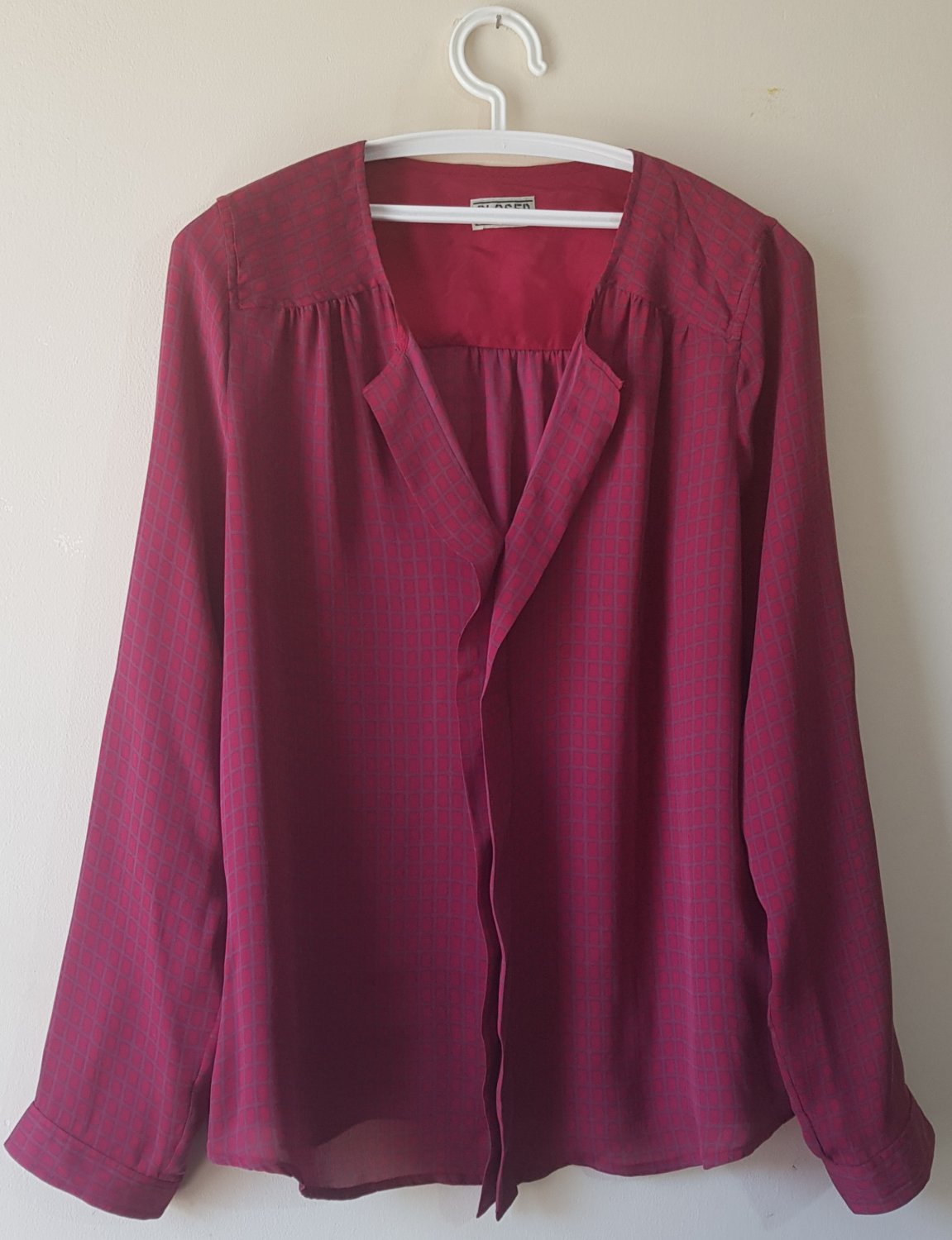 Closed silk red blouse