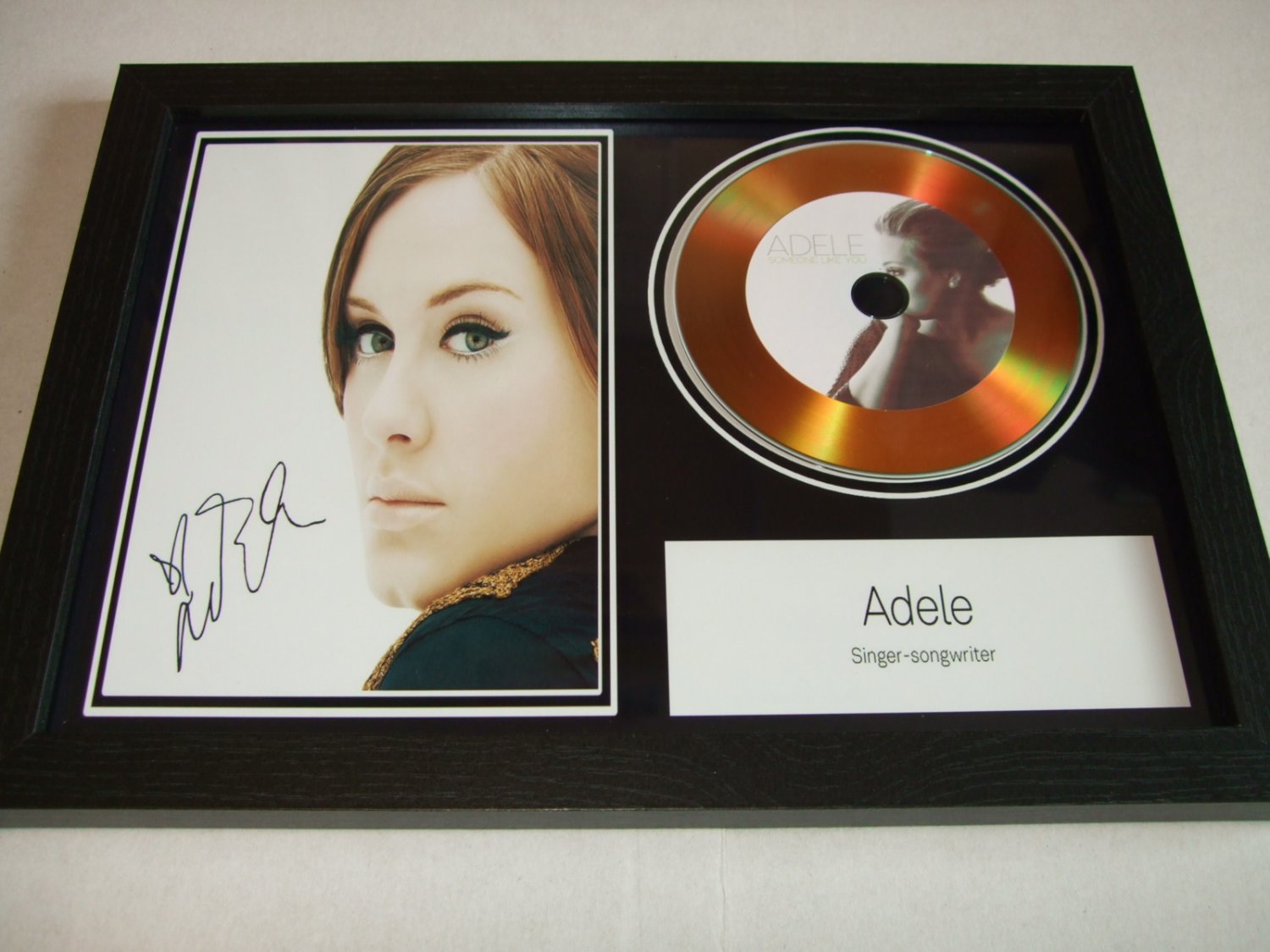 ADELE    signed disc