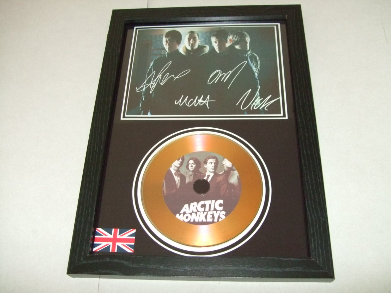 arctic monkey signed disc