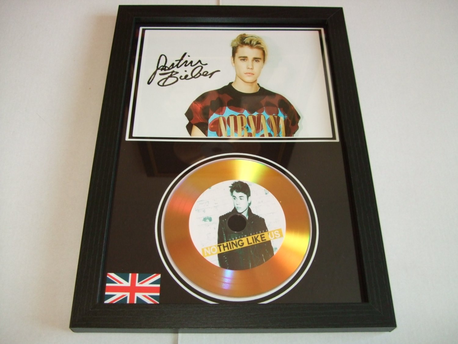 justin bieber  signed disc