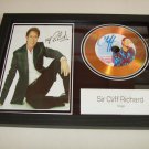 cliff richards     signed disc