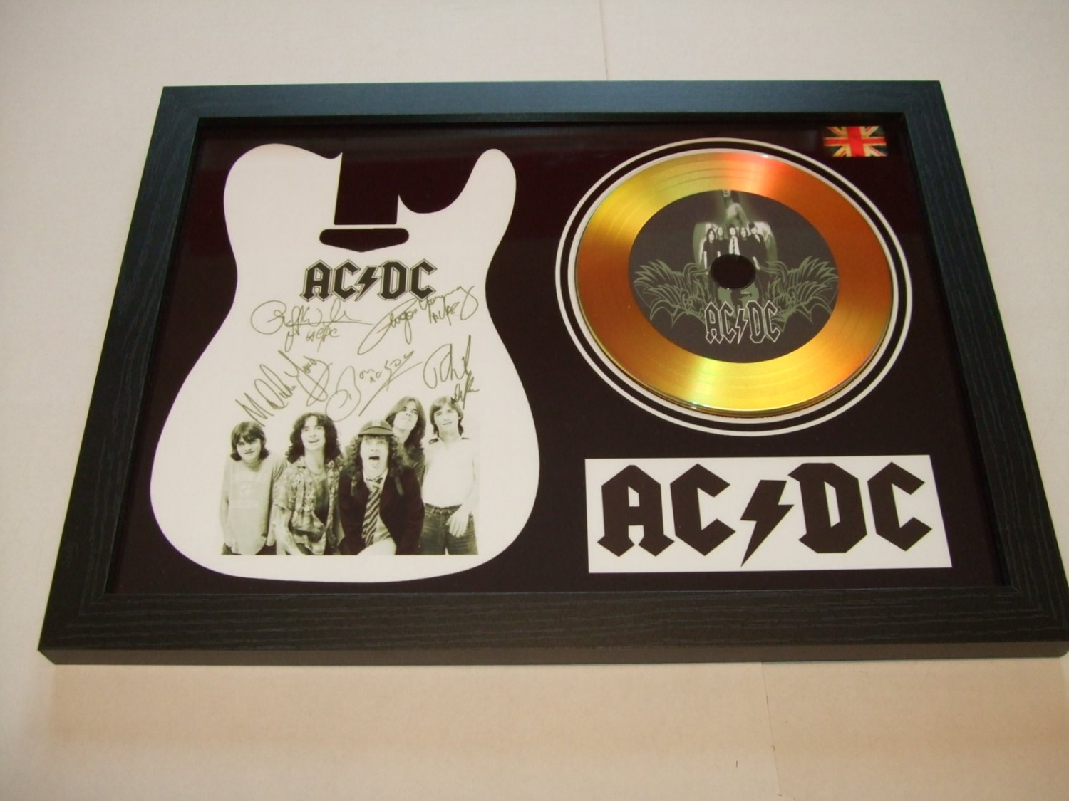 acdc    signed disc
