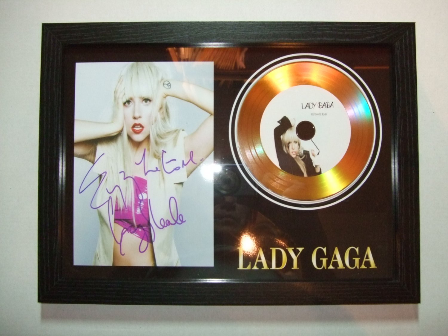 lady gaga   signed disc
