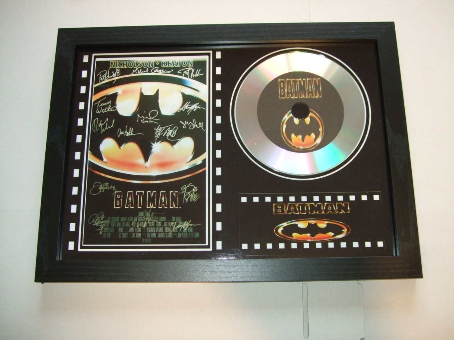 BATMAN  signed disc