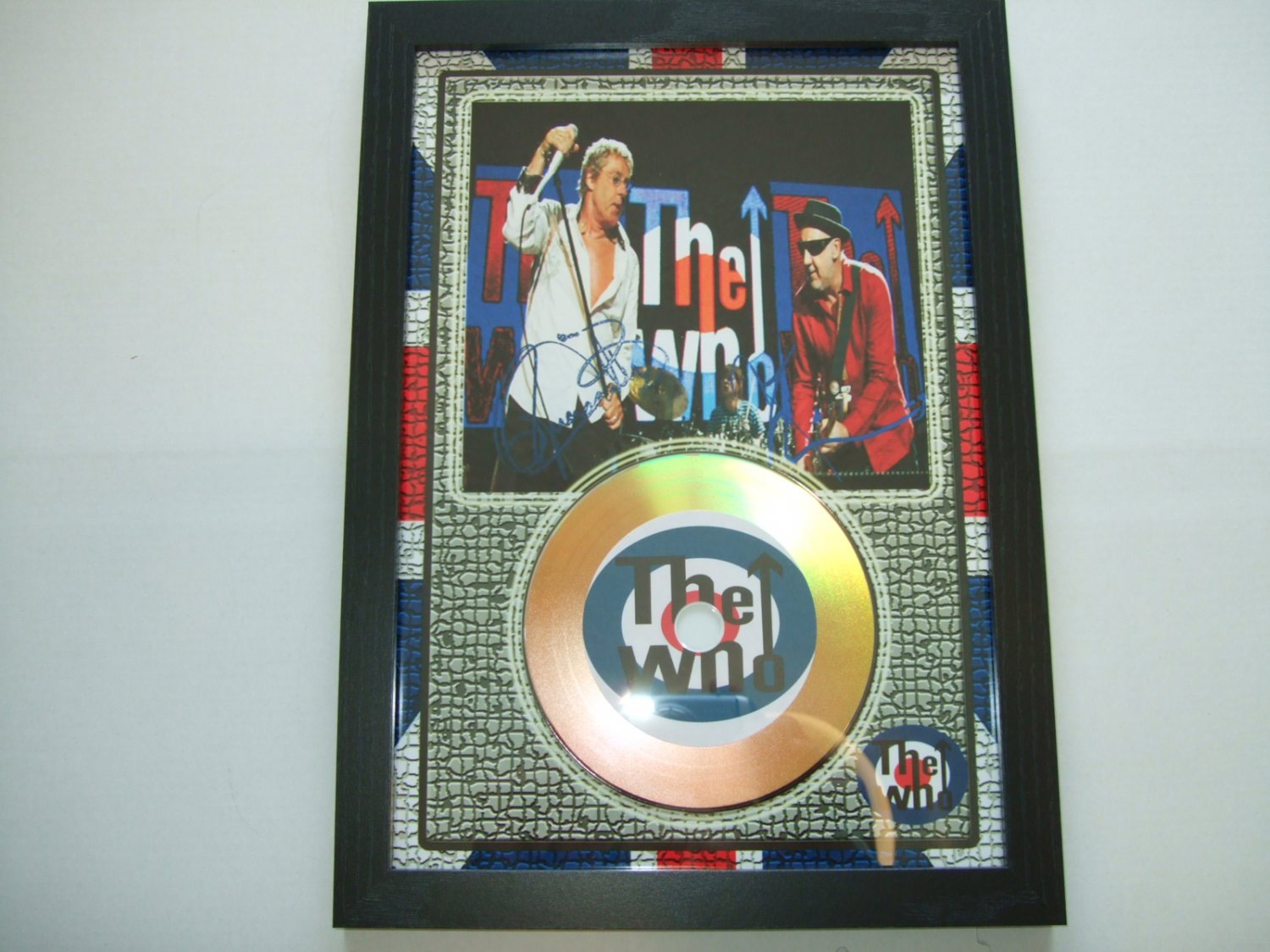 the who   signed disc
