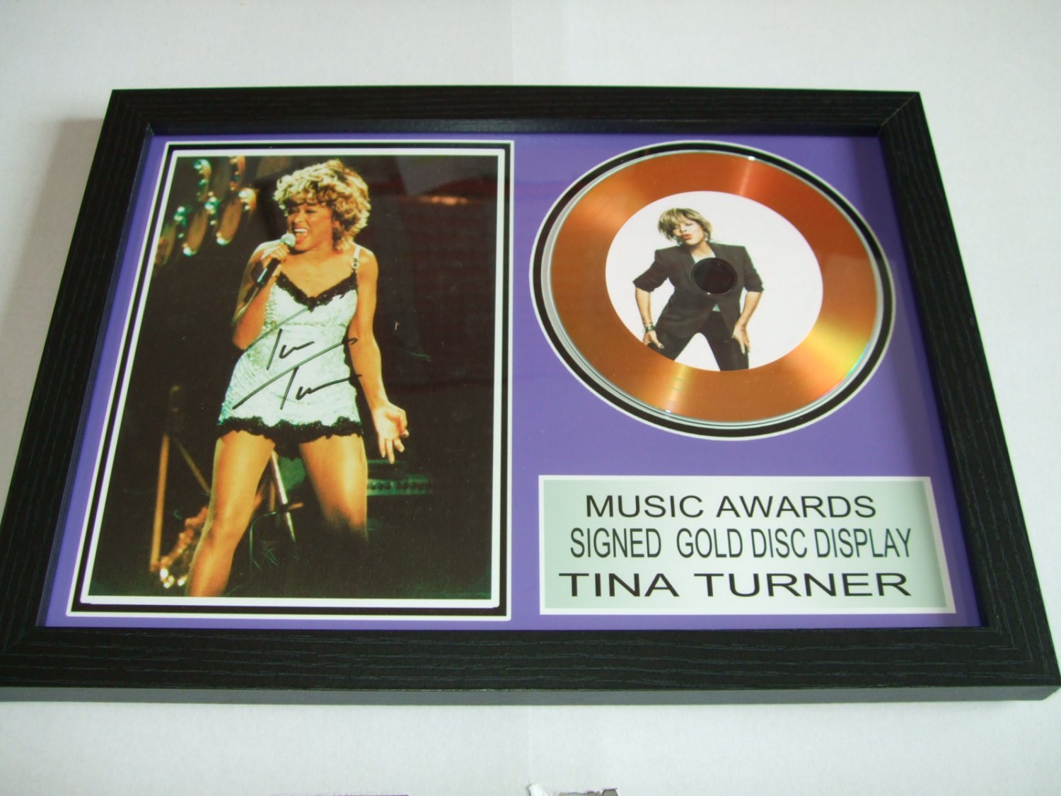 tina turner    signed disc