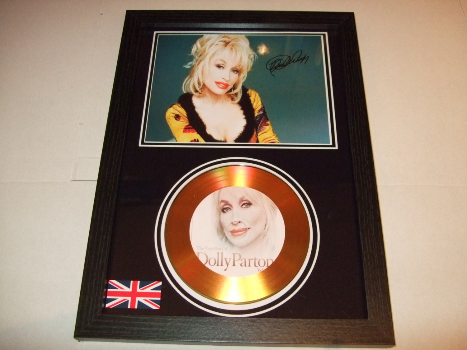 dolly parton   signed disc