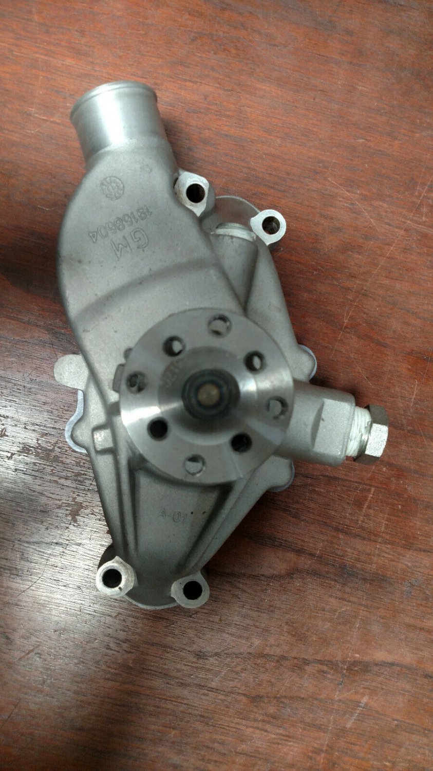 GM Chevrolet Performance Mechanical Water Pump 19168604 Small Block Chevy SBC