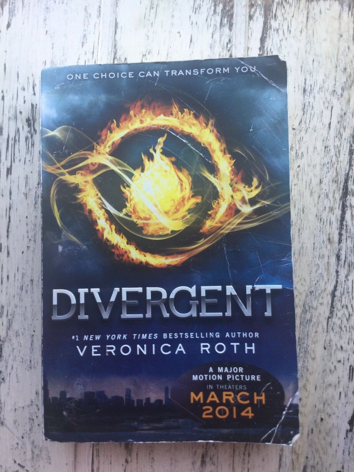 Divergent Book