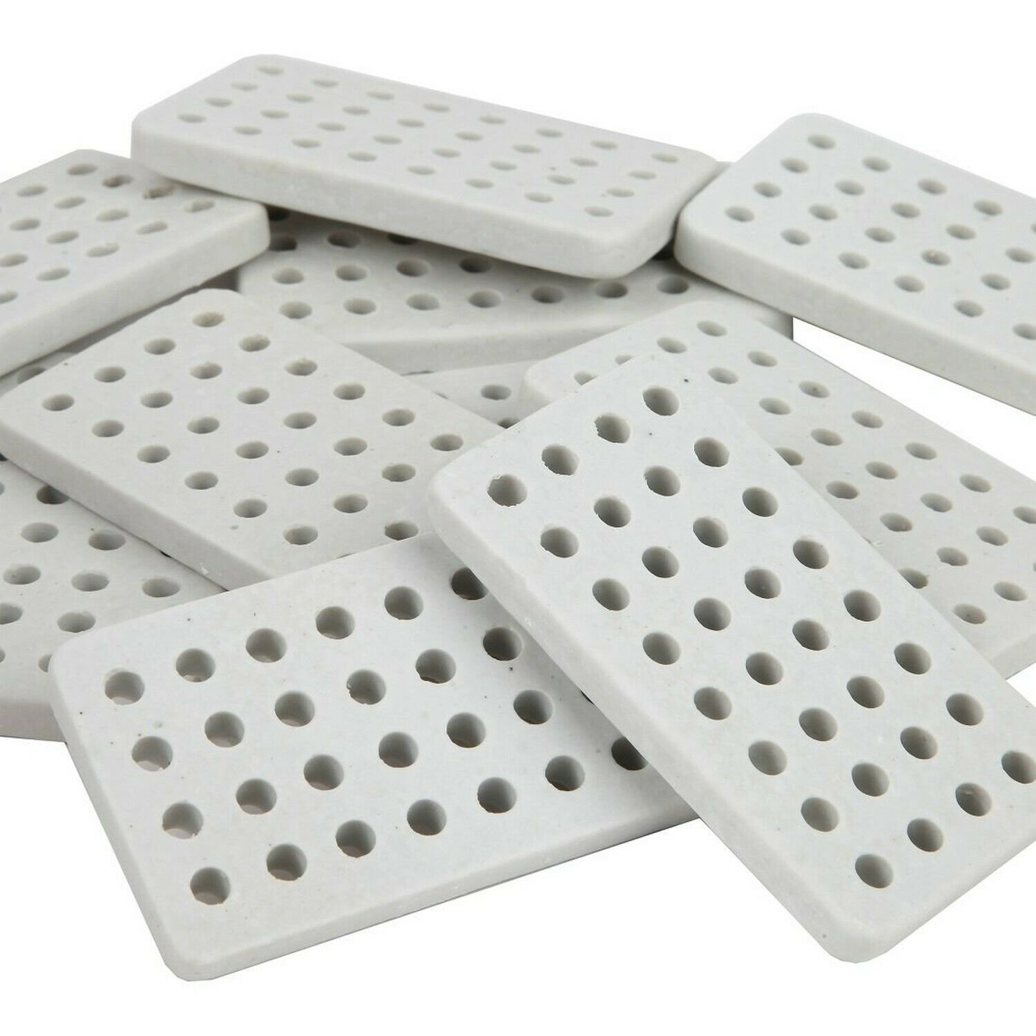 Home Hardware Specialty Flame Tamer Ceramic Grill Brick Set For Gas and Elect...