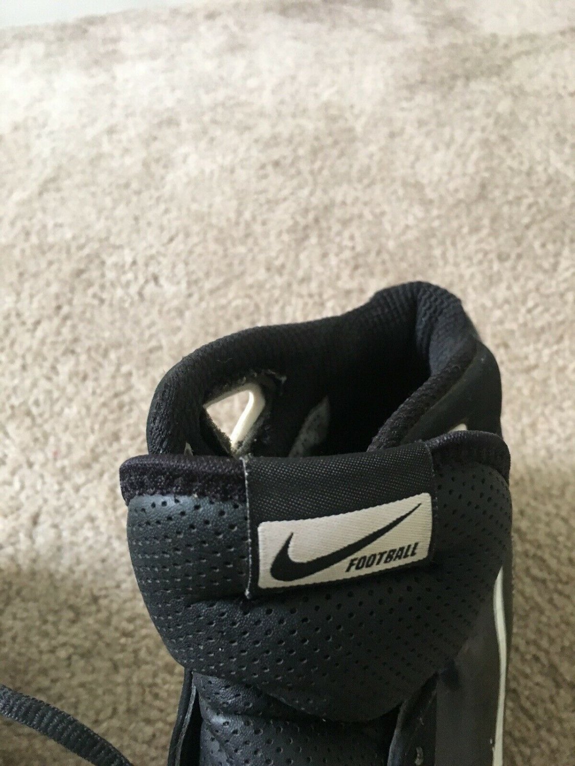 nike air max flywire baseball cleats