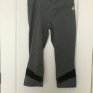 Reebok Women's Active Wear Capri Crop Leggings Size Medium Dark Gray Black Reebok Women's Active Wear Capri Crop Leggings Size Medium Dark Gray Black