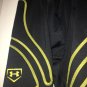 Under Armour Boys Compression Shorts Active Wear Elastic Waist Size Large Black