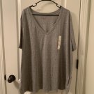 Ava & Viv Women's Short Sleeve T-Shirt V Neck Size 4X Gray Ava & Viv Women's Short Sleeve T-Shirt V Neck Size 4X Gray