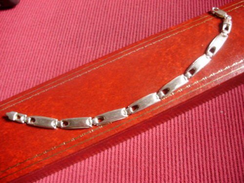 KIN DESIGN sterling SILVER 925 bracelet in gift box Original