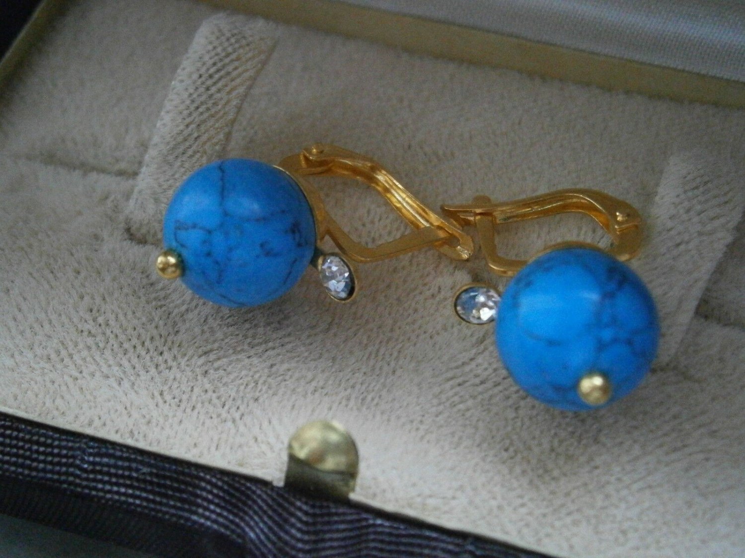 GOLD PLATED EARRINGS with turquoise stone and white Swarovski crystals Original in gift box