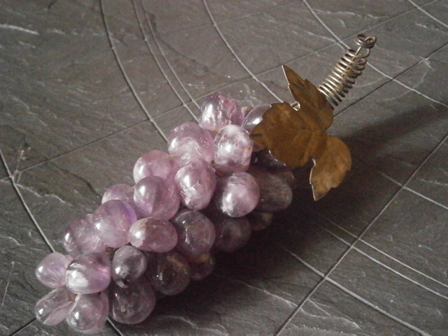 BUNCH of GRAPE in AMETHYST Original from Brazil