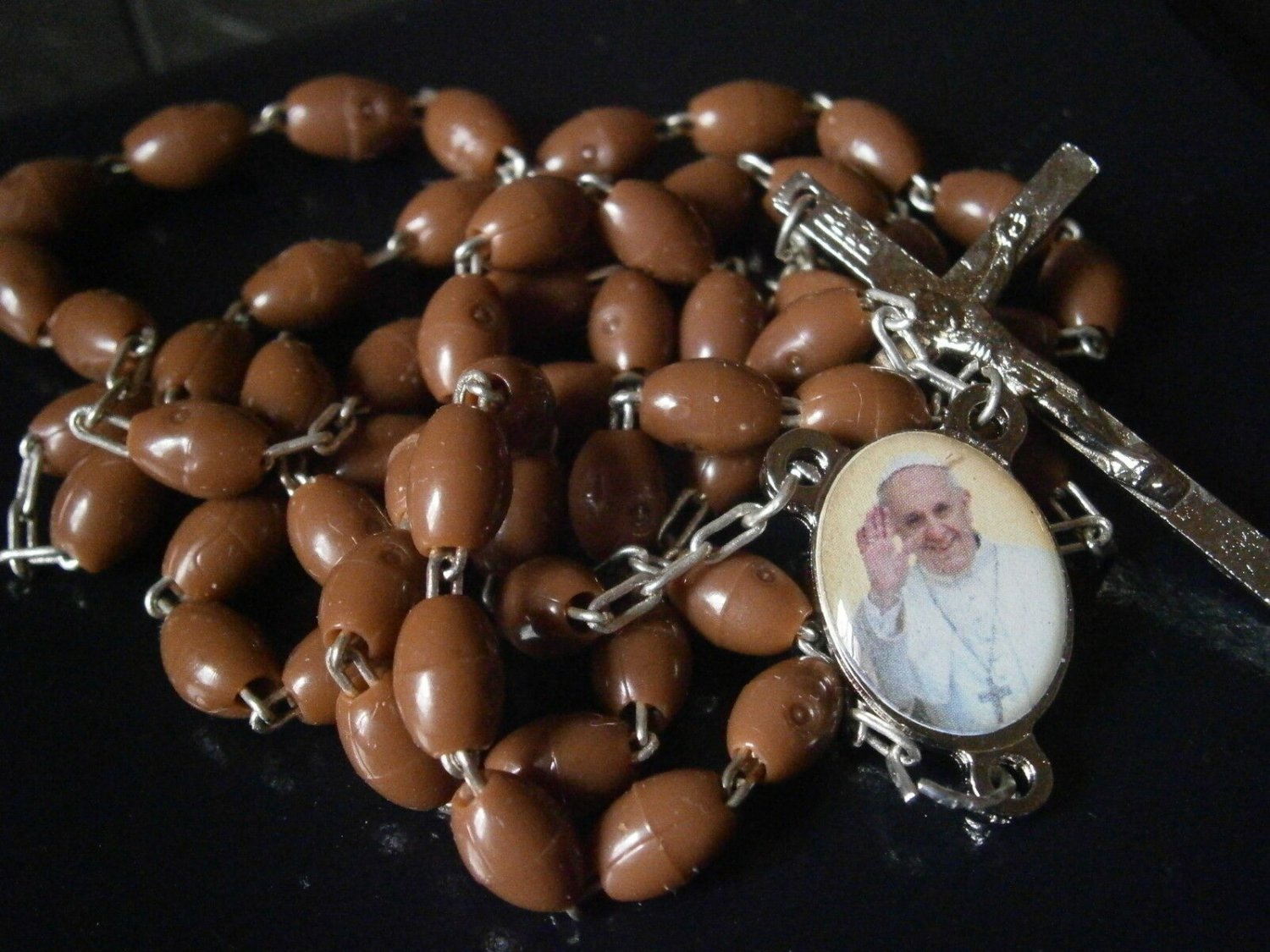 ROSARY NECKLACE Jesuits with medal of Pope Francis BERGOGLIO New