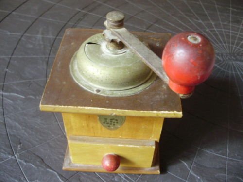 COFF COFFEE GRINDER in wood and metal Original from 1960 Working