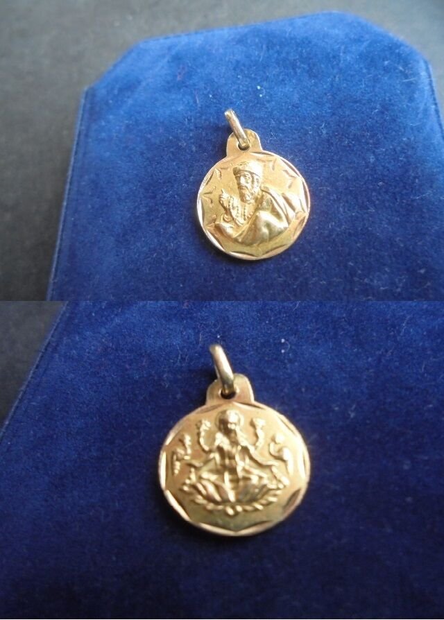 PENDENT MEDAL in GOLD 18 Karats religious christianity Italy 1AR 1.3 grams In gift box