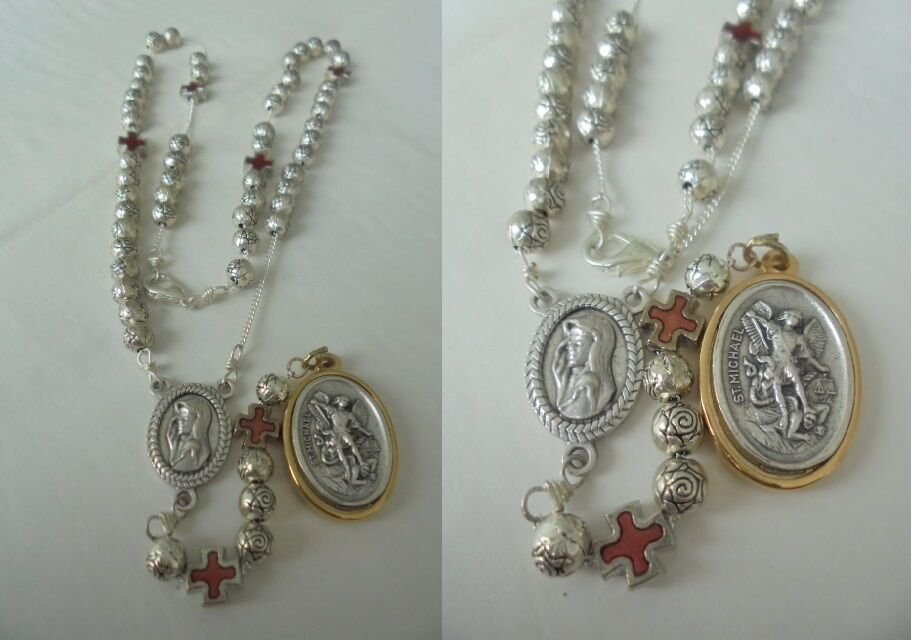 ROSARY NECKLACE of the Military Order of Saint Michael in metal Original 1970s