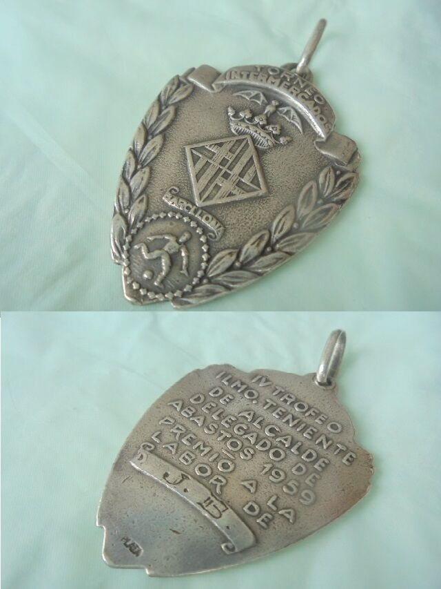 SILVER MEDAL IV Soccer Trophy Intermercados Barcelona Spain Original 1959