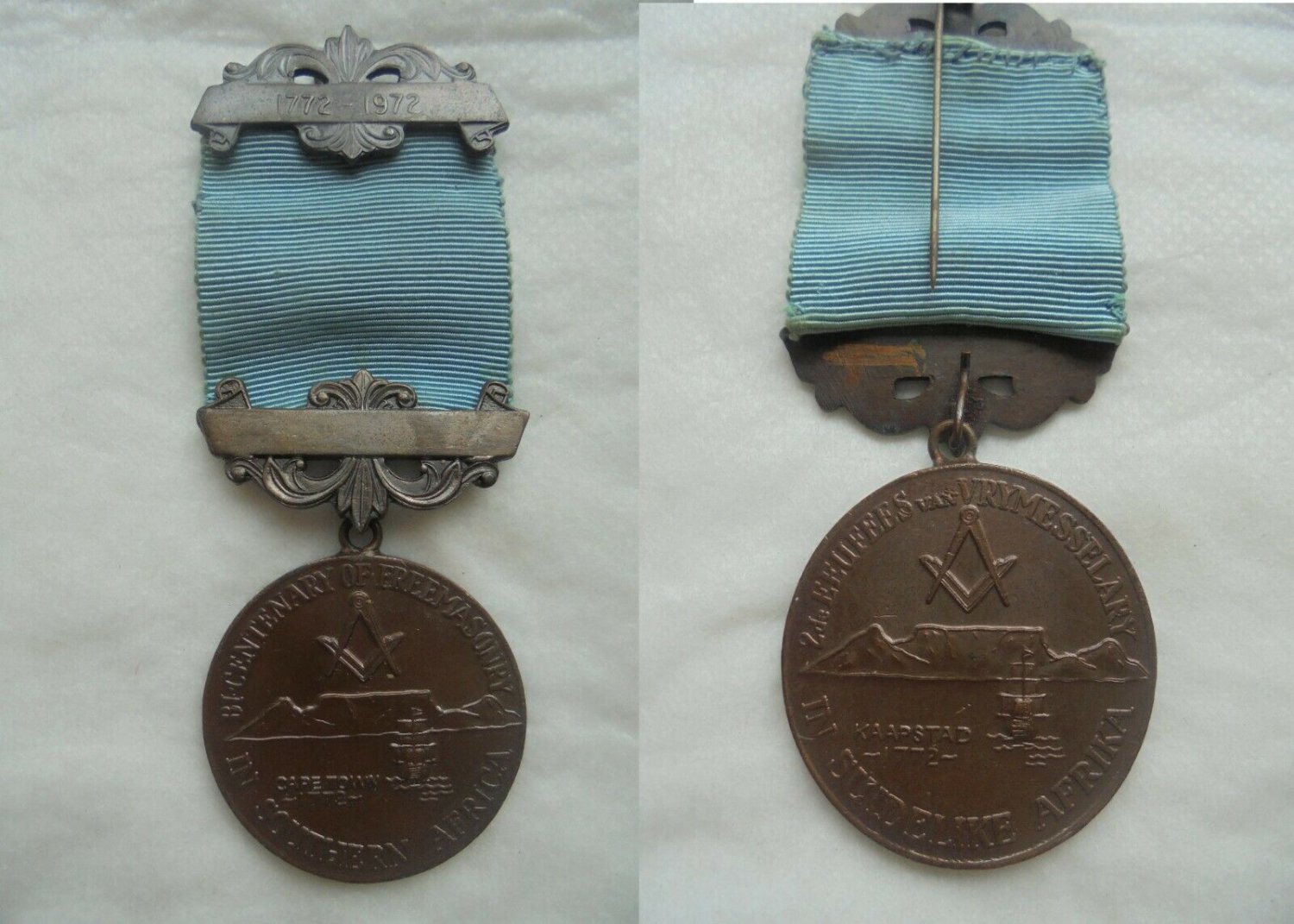 MASONIC BRONZE MEDAL pin 200th Anniversary Masonery South Africa Original 1972 Freemasonry