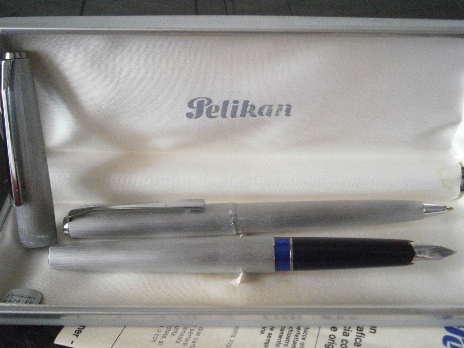 PELIKAN SILVEXA P479 Set fountain pen and ball pen in gift Box