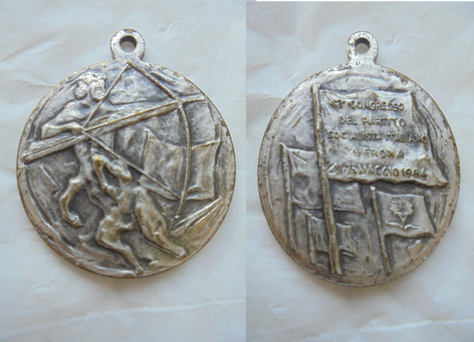 ITALIAN SOCIALIST PARTY Congress Bronze medal Partito Socialista Italiano Verona 1984