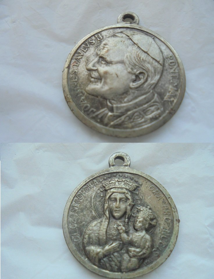 MEDAL of Pope Karol Wojtyla John Paul II and Vergin Mary of Czestochowa Poland