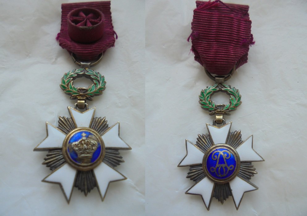 MILITARY PIN Malta cross in metal and lacquè Original