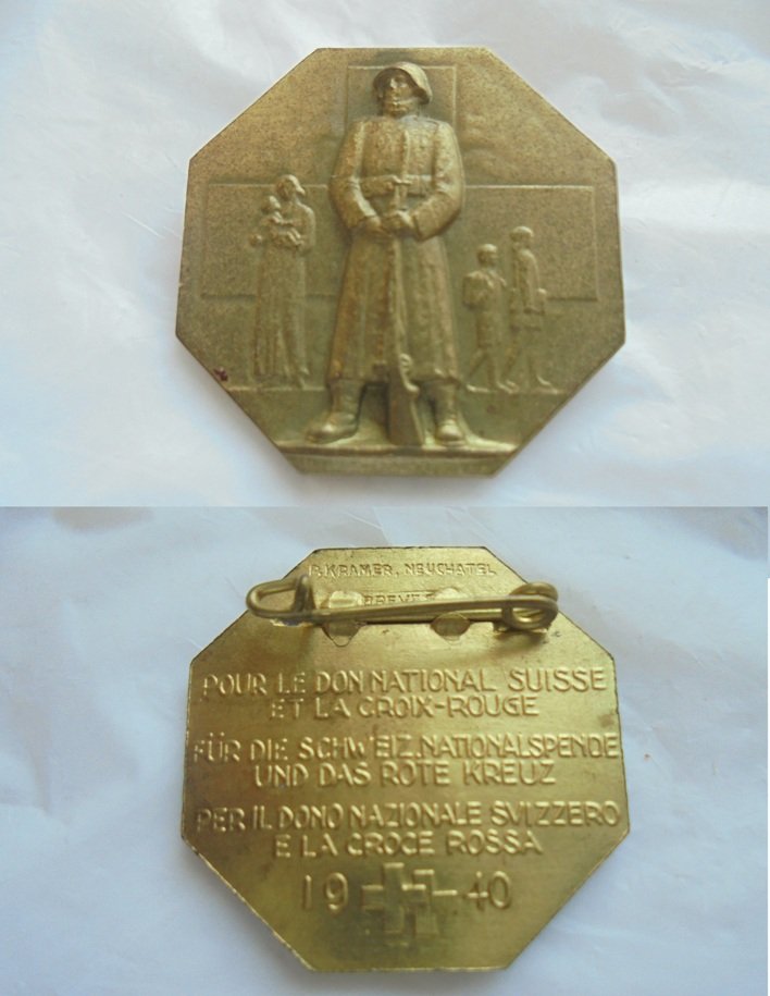 SWISS RED CROSS Pin Original from 1940