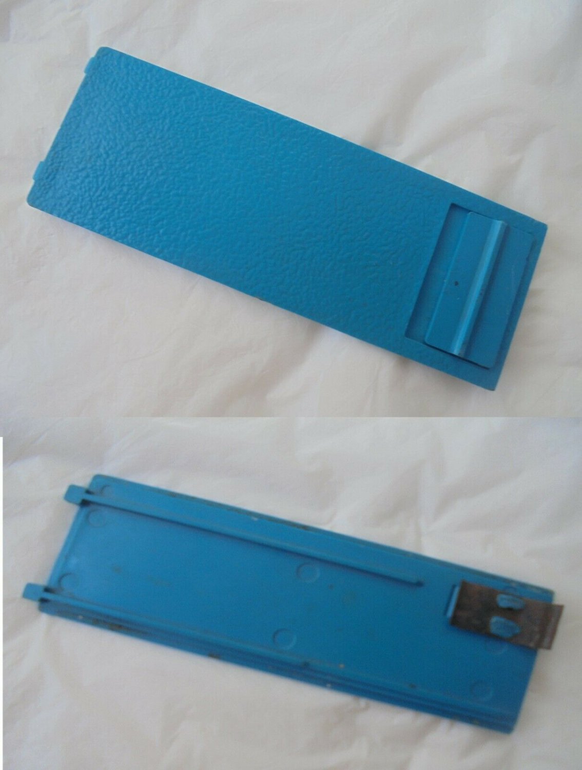 Battery cover of vinyl player IRRADIO FONORETTE color blue Original
