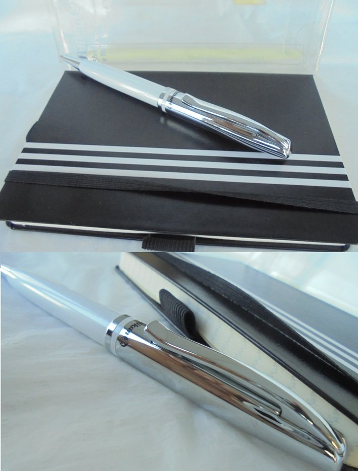 PELIKAN JAZZ Gift SET White ball pen with notebook New in box