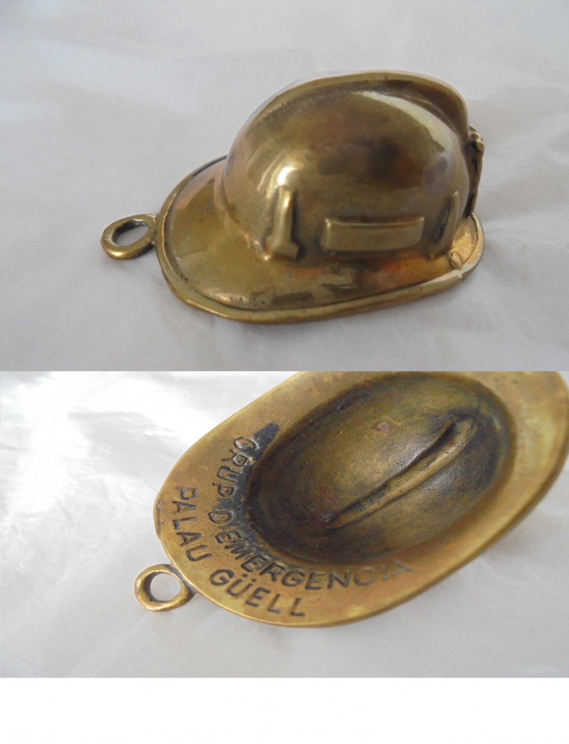 BOMBEROS SPAIN Palau Guell firefighters helmet pendent charm in bronze 1960s Original