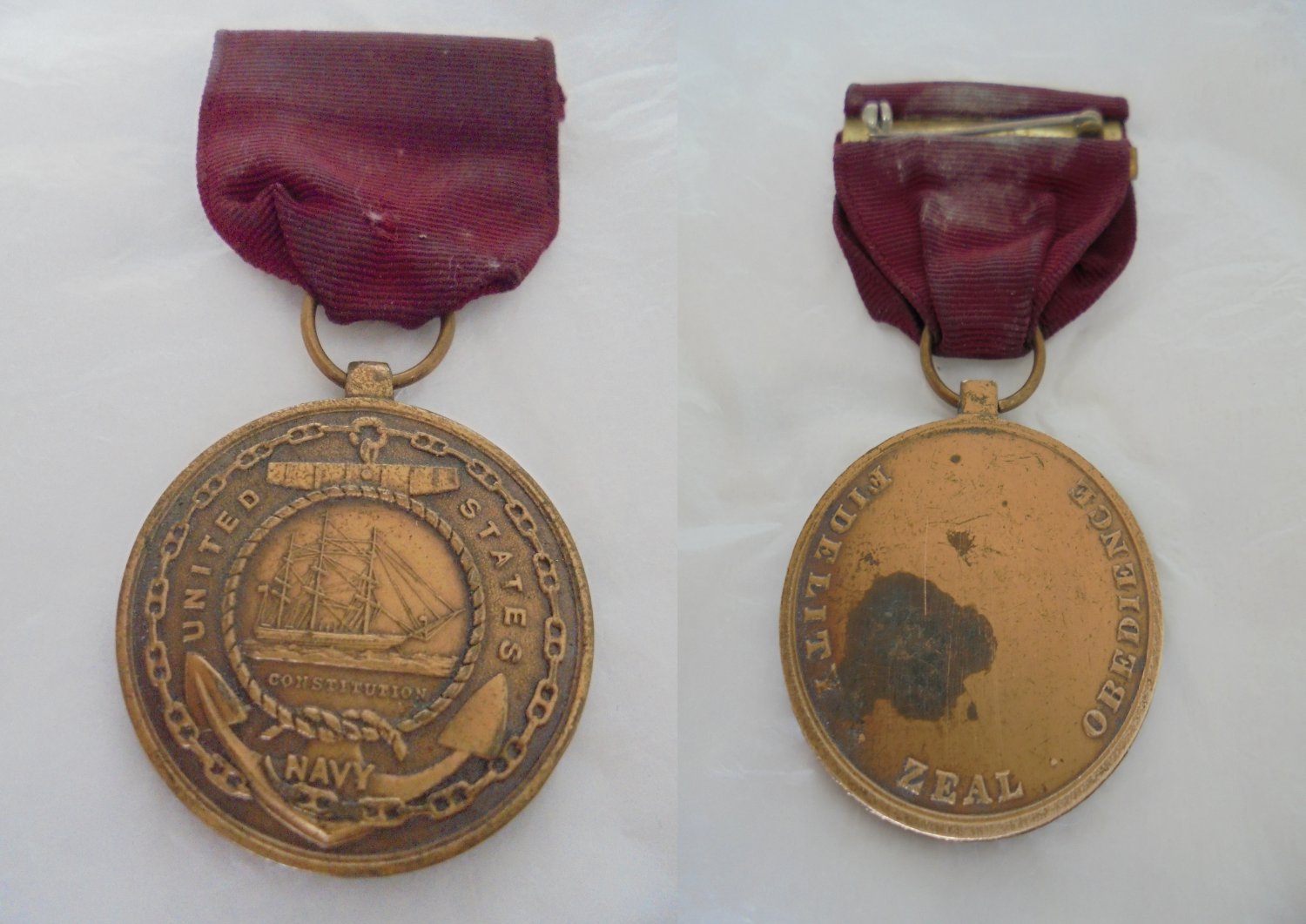 Bronze MEDAL UNITES STATES Navy Constitution Military 1970s