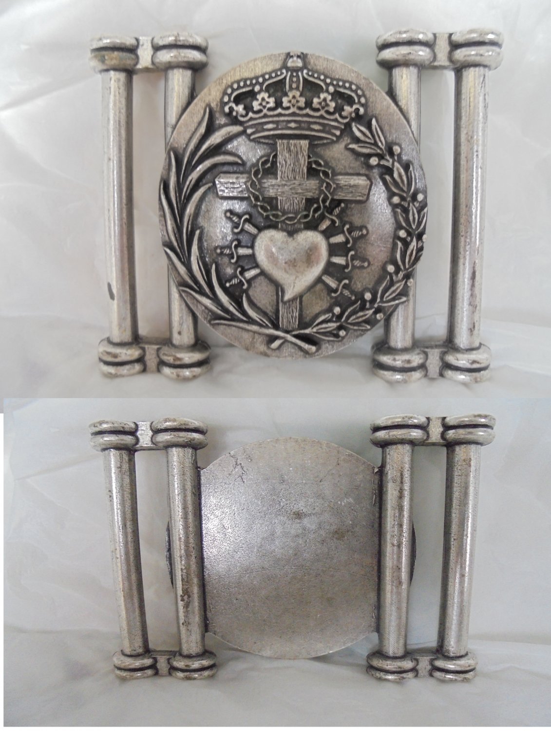 MEDAL or Belt buckle in metal of Our Lady of Sorrows Original 1980s